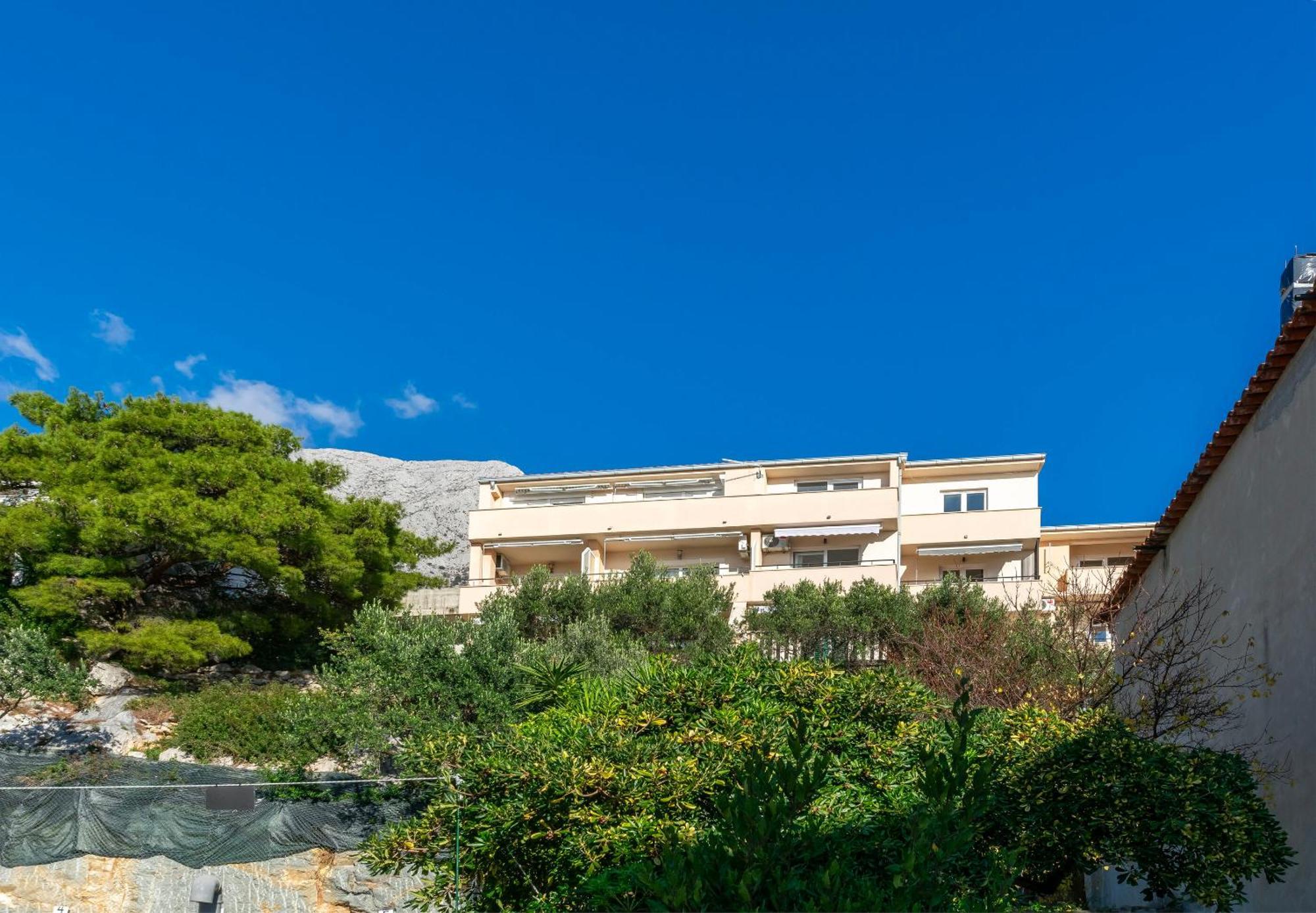 Apartments Marijo Baška Voda Extérieur photo