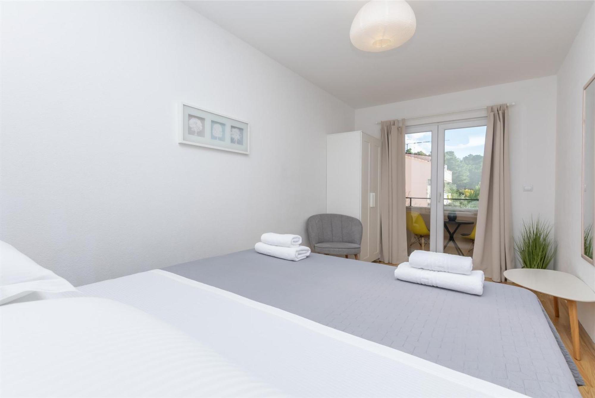 Apartments Marijo Baška Voda Extérieur photo